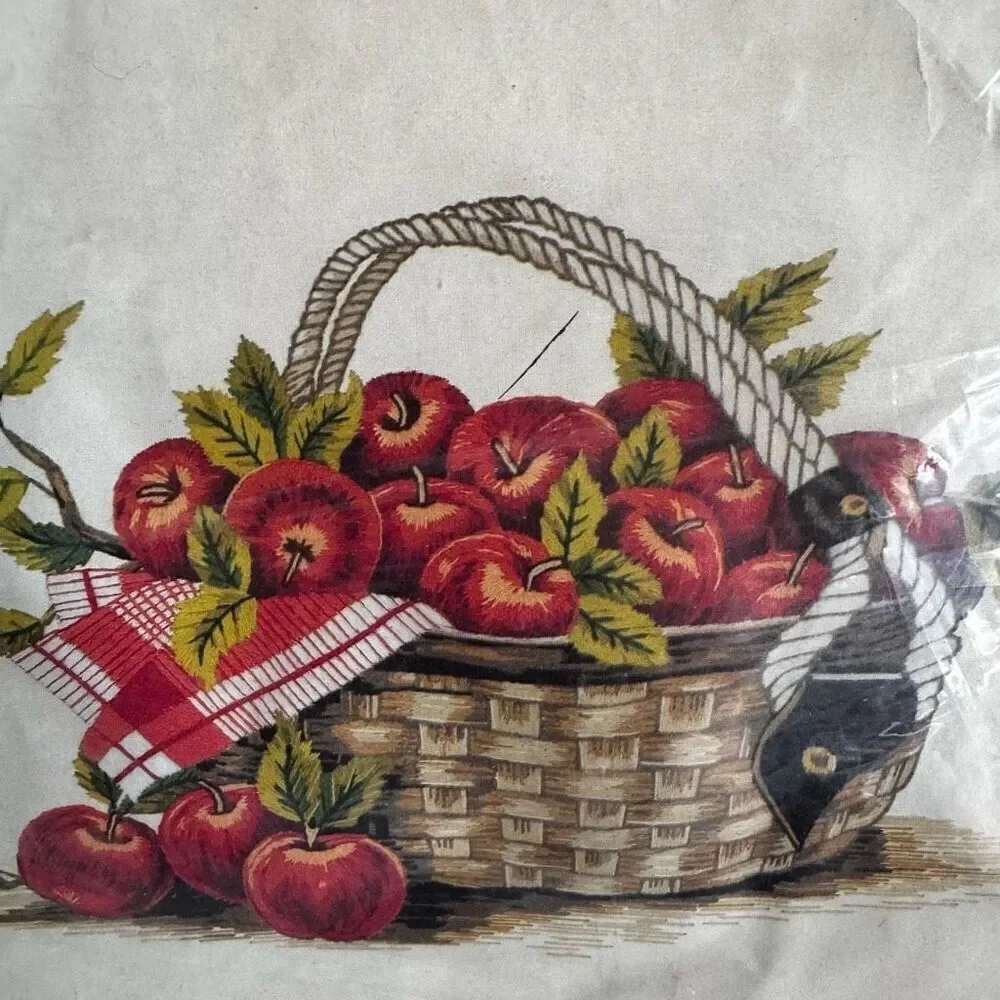 1991 Paragon Creative Crewel Kit Apple Picken’s Opened